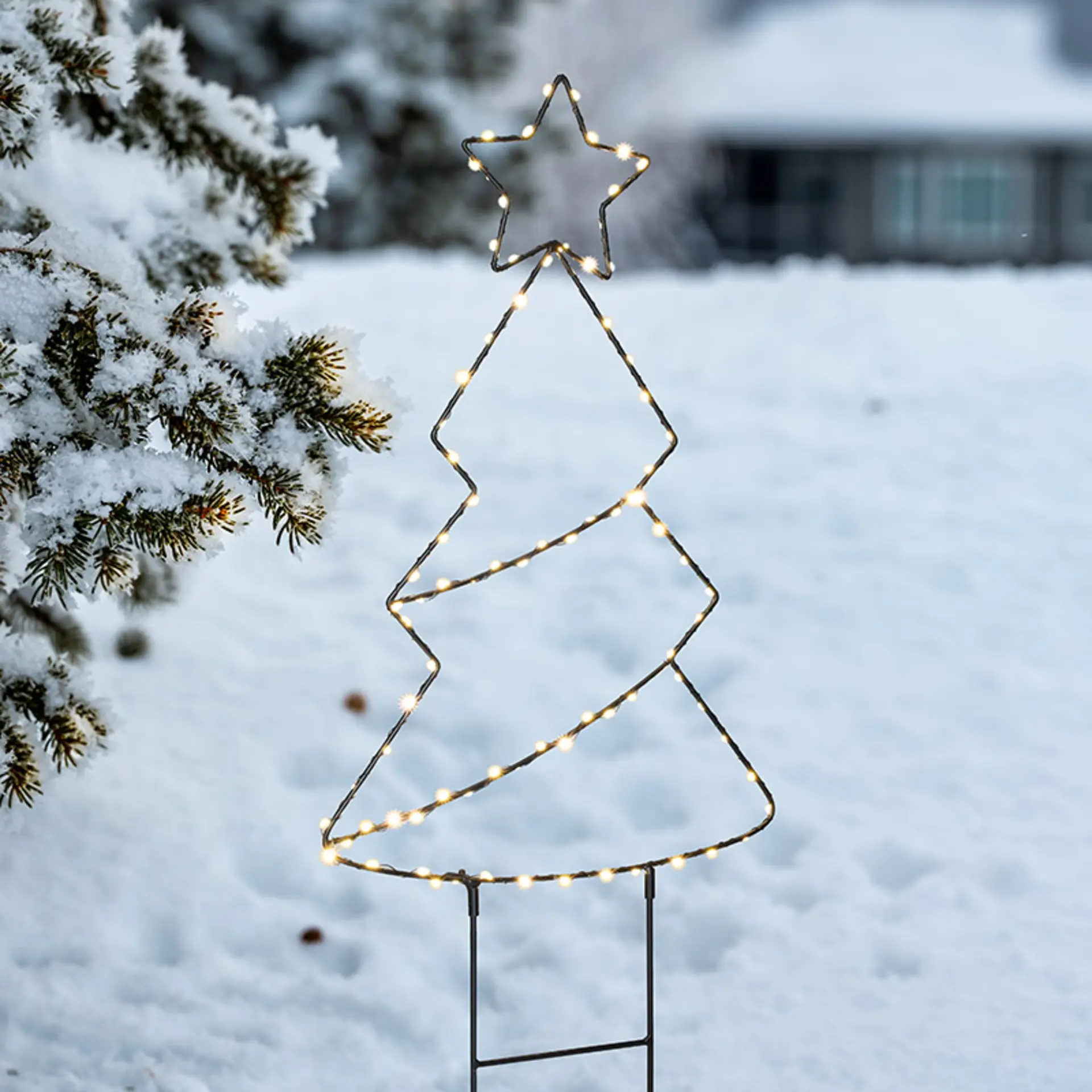 Solight LED venkovní dekorace vánoční stromeček, 85x LED, časovač, 68cm, 3x AA 1V290