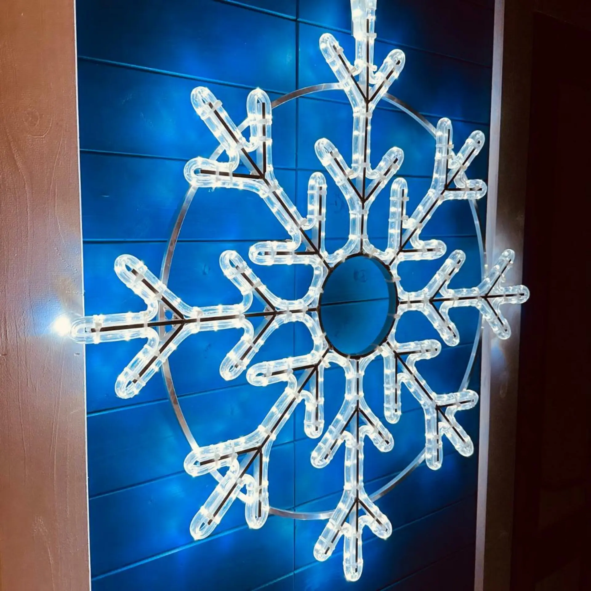 DLED EFD08 DecoLED LED světelný motiv - vločka, ledově bílá, pr. 85 cm