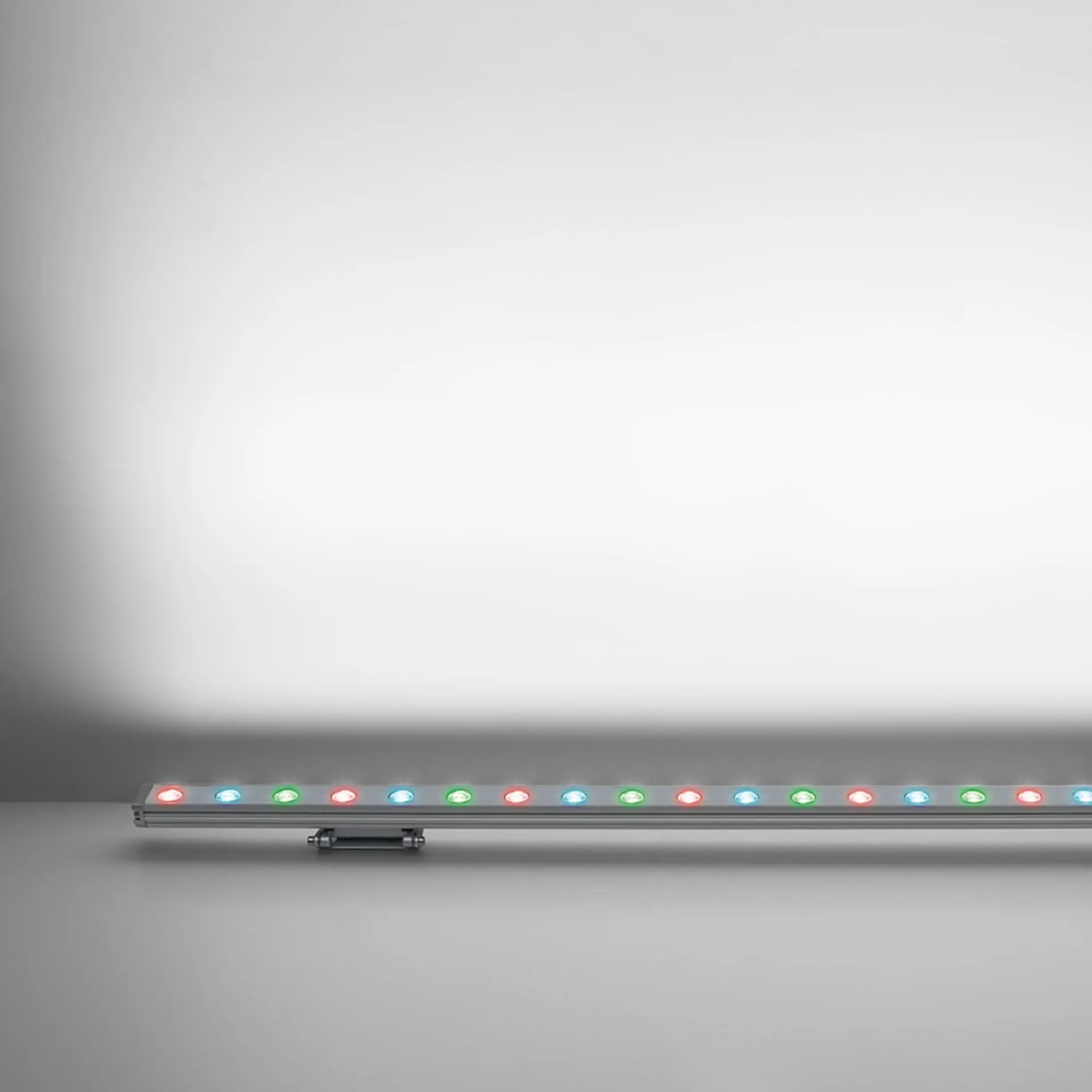 Artemide LED svítidlo Spike RGB 25,2 W 24 V DC 40° venkovní