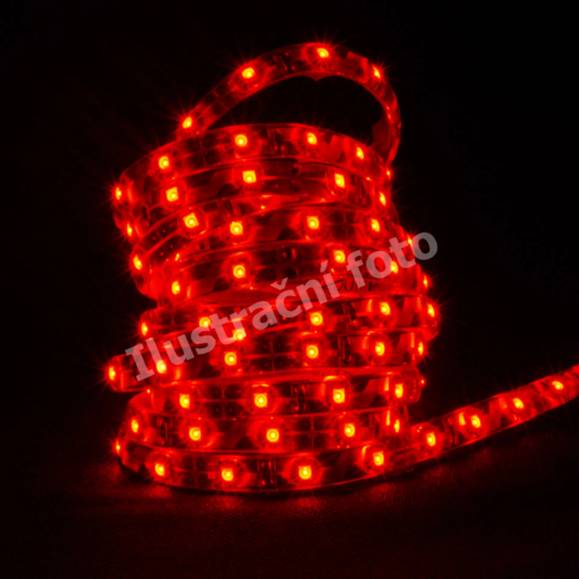 Schmachtl McLED LED pásek SMD3528 červená, DC12V, IP44, 15mm, bílý PCB pásek, 240 led/metr 121.250.10.0